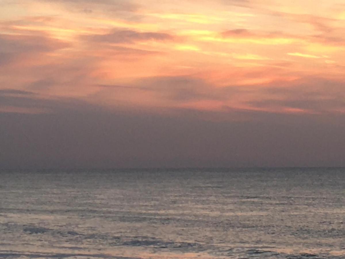 The Sanctuary 120 Sandgate, South Road,Nr29 4Jh, Hemsby Villa Buitenkant foto